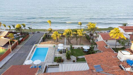 House on Cotovelo Beach by Carpediem