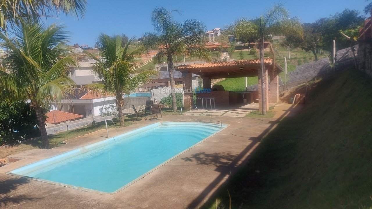 Chácara / sítio para aluguel de temporada em Mairinque (Condomínio São Luiz)