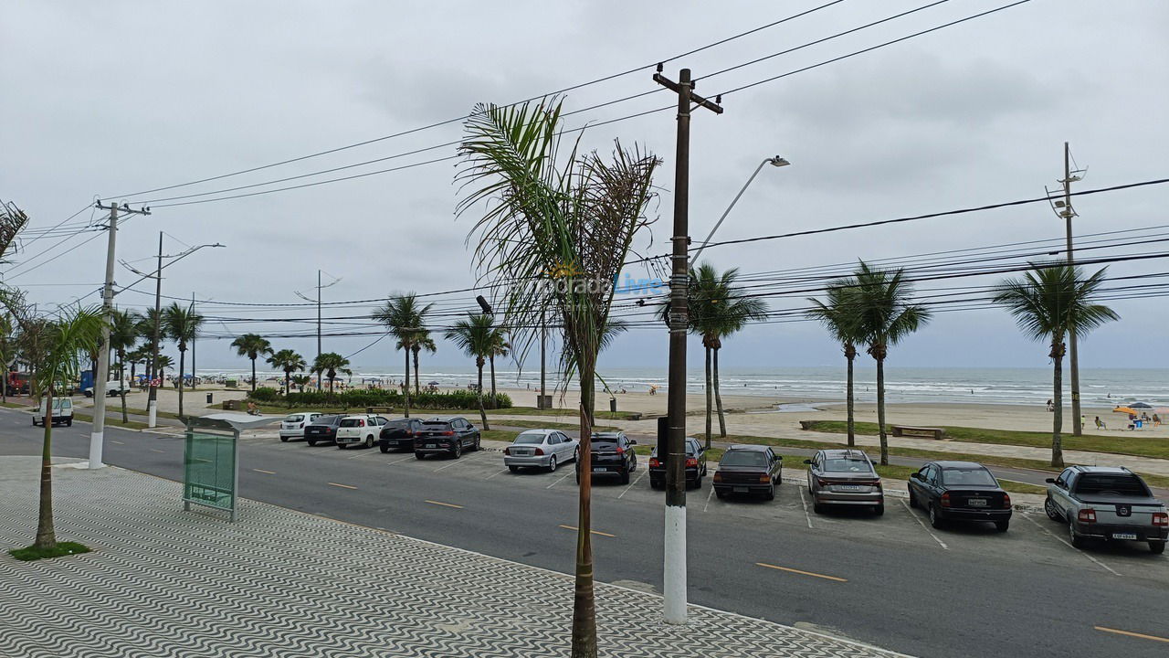 Apartamento para aluguel de temporada em Praia Grande (Maracanã)