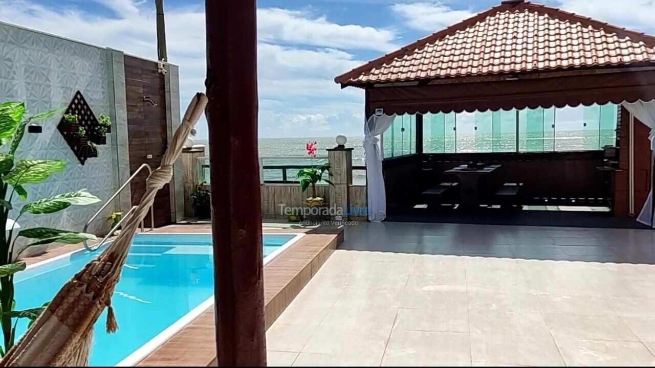 House for vacation rental in São Francisco de Itabapoana (Praia de Manguinhos)