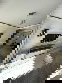 Apto de 2 Quartos em Meia Praia