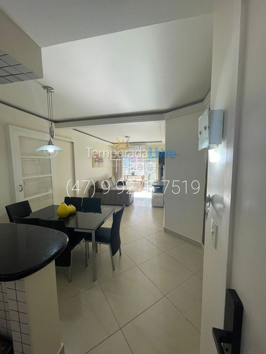 Apartamento para aluguel de temporada em Itapema (Meia Praia)