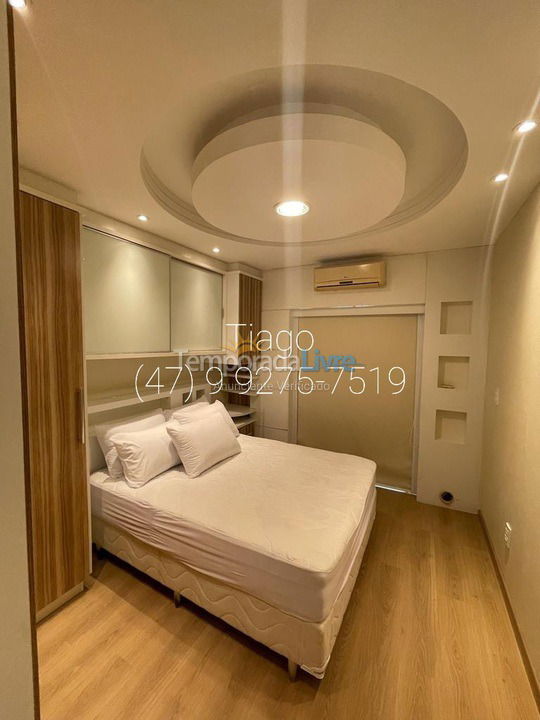 Apartamento para aluguel de temporada em Itapema (Meia Praia)