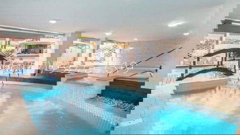 Apartment in Bombinhas with Swimming Pool