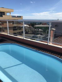 BOMBINHAS CON PISCINA a 80 m del mar 4 habitaciones