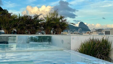 Cobertura com piscina privada de 4 quartos em Ipanema