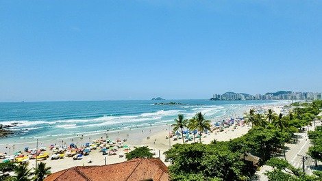 Apartamento en Praia das Pitangueiras Full Sea Front 8 personas Wifi
