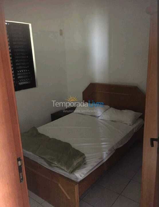 Apartment for vacation rental in Matinhos (Balneário de Gaivotas)