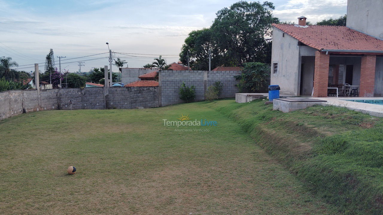 Granja para alquiler de vacaciones em Boituva (Recanto Maravilha)