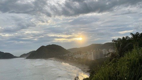 2 bedroom apartment. 50 meters from the beach - Asturias / Guaruja