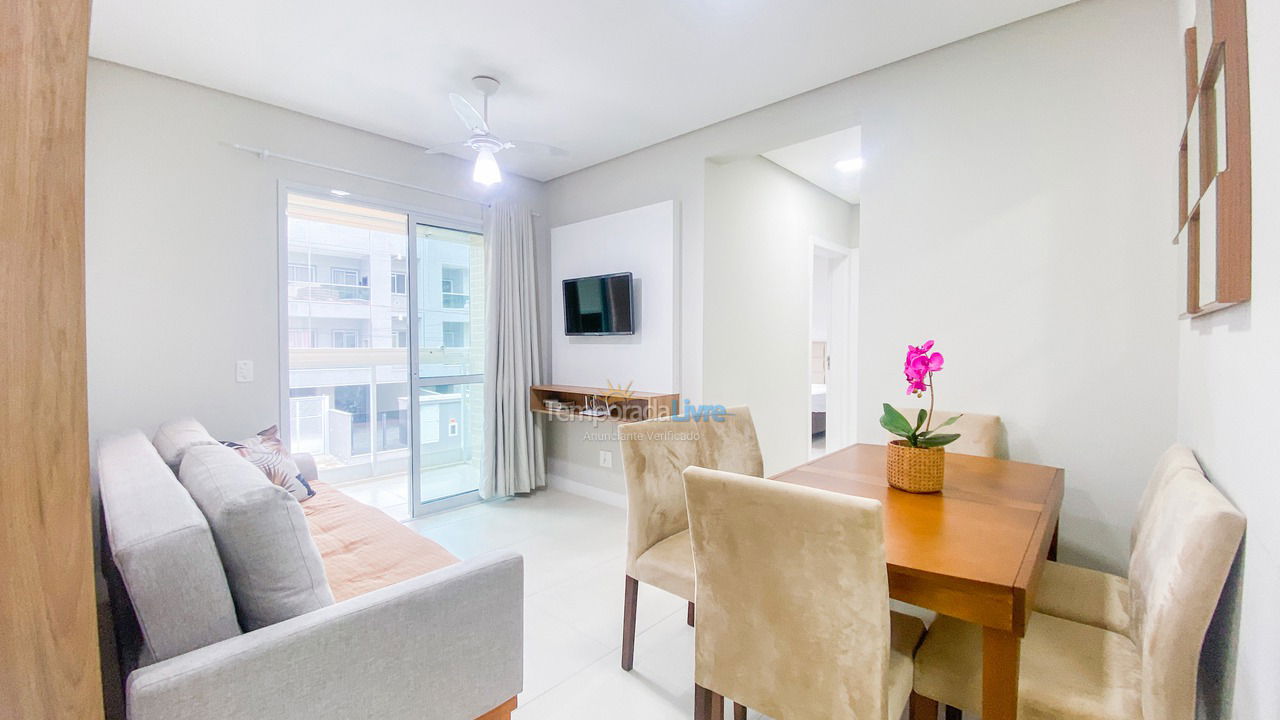Apartamento para alquiler de vacaciones em Governador Celso Ramos (Praia de Palmas)