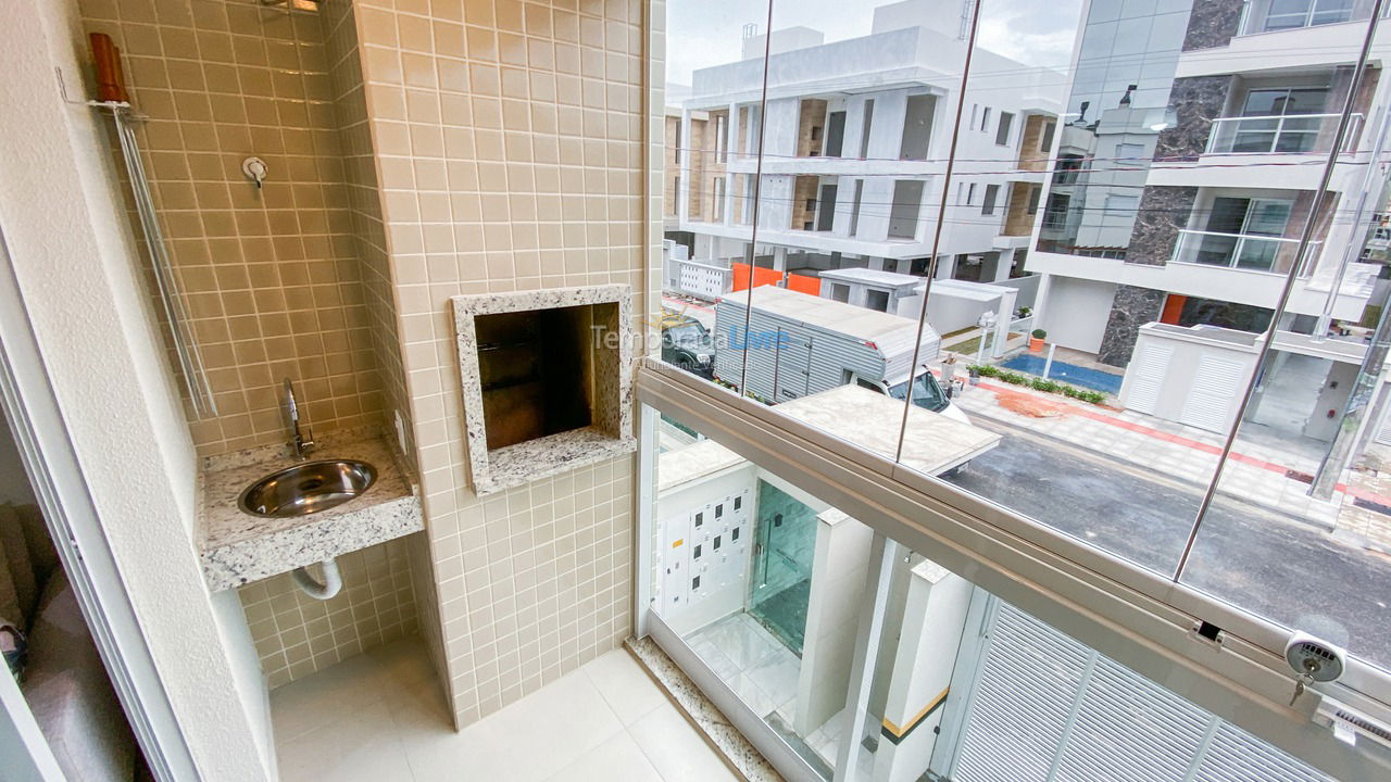 Apartamento para alquiler de vacaciones em Governador Celso Ramos (Praia de Palmas)