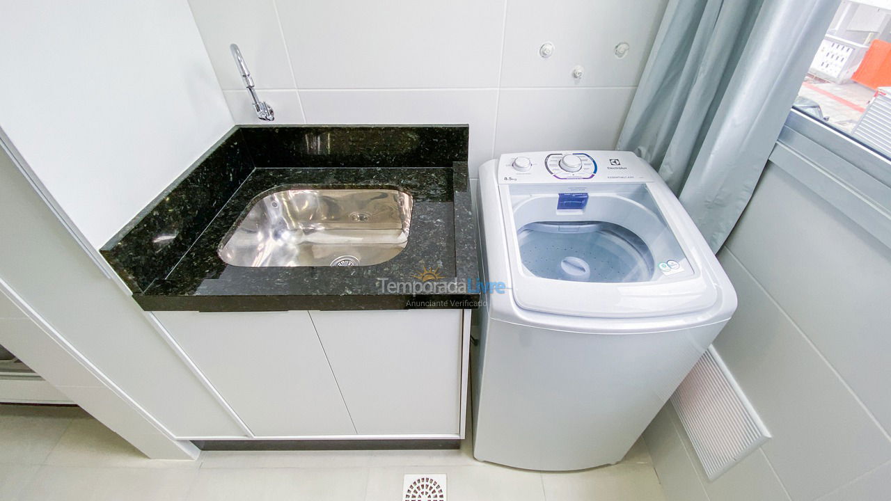 Apartamento para alquiler de vacaciones em Governador Celso Ramos (Praia de Palmas)