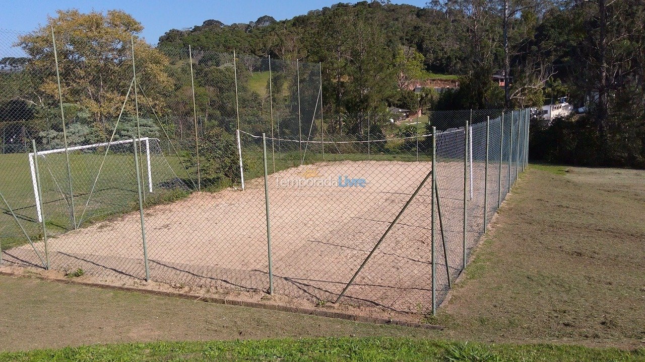 Chácara / sítio para aluguel de temporada em São Lourenço da Serra (Portal dos Pratas)