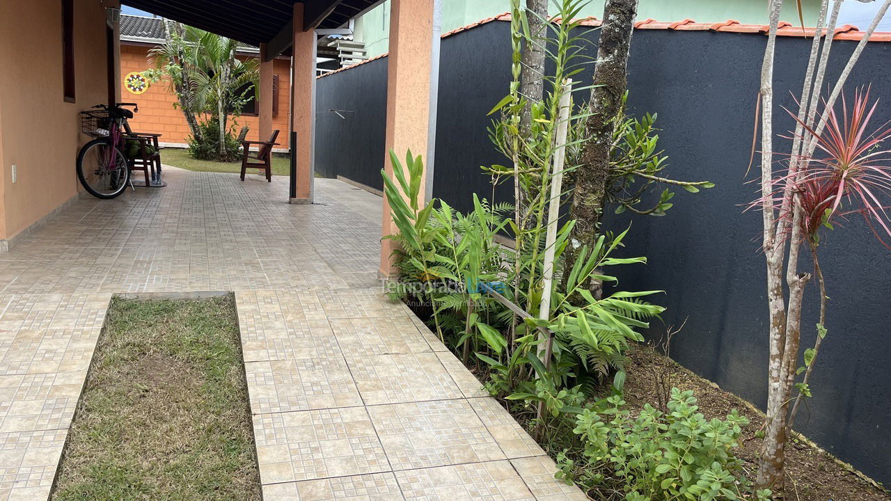 House for vacation rental in Caraguatatuba (Massaguaçu)