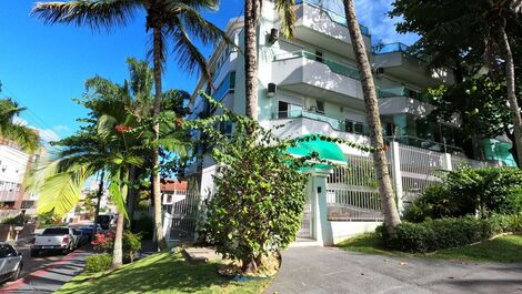 SPECTACULAR STREET FRONT! BUILDING WITH POOL AND BEAUTIFUL LEISURE AREA