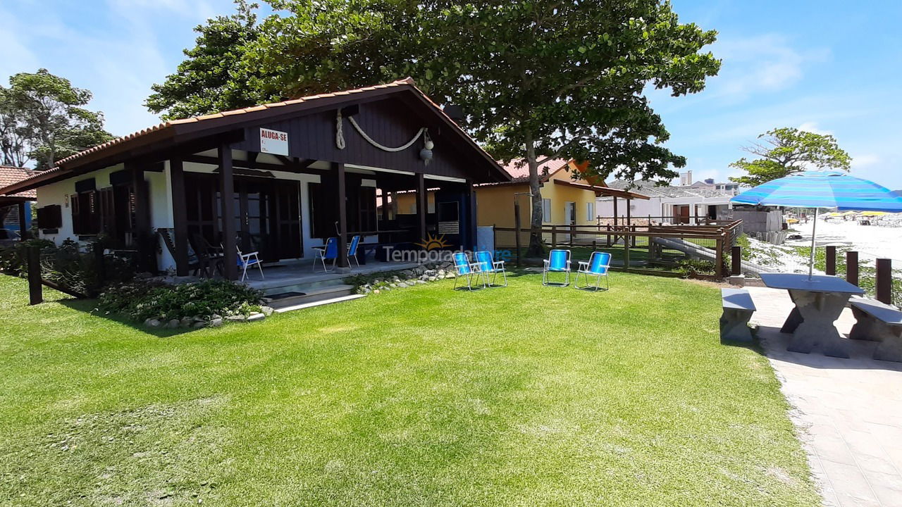 Casa para aluguel de temporada em Florianopolis (Praia dos Ingleses)