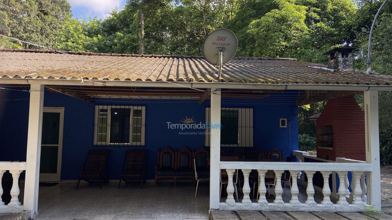 Casa para aluguel de temporada em Ubatuba (Praia da Fazenda)