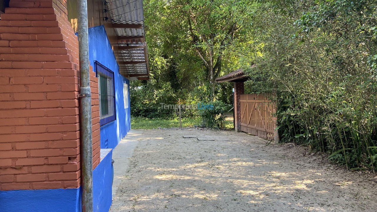 Casa para aluguel de temporada em Ubatuba (Praia da Fazenda)