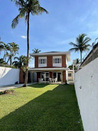 Casa para alugar em Guarujá - Enseada