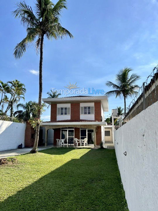 Casa para alquiler de vacaciones em Guarujá (Enseada)