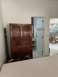 COMPLETE TOWNHOUSE IN Gated CONDOMINIUM 100M FROM THE BEACH!