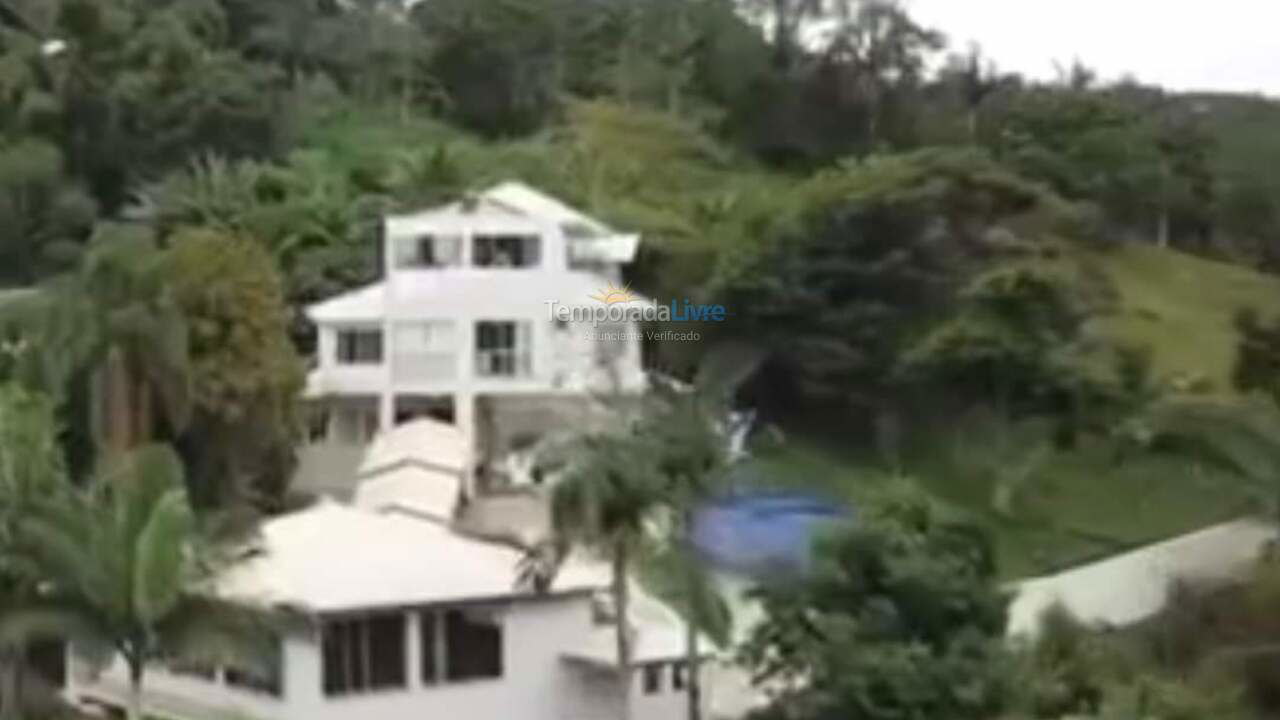 House for vacation rental in Balneário Camboriú (Praia de Taquaras)