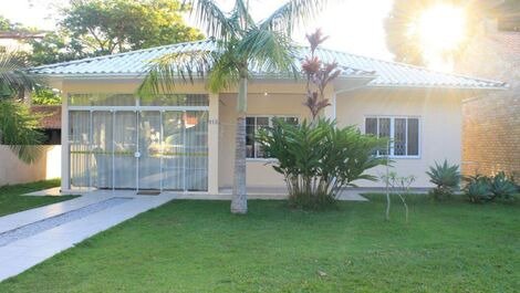 House for rent in Florianópolis - Praia da Lagoinha