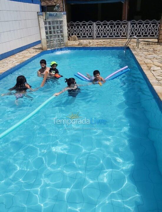 Casa para aluguel de temporada em Praia Grande (Vila Tupi)