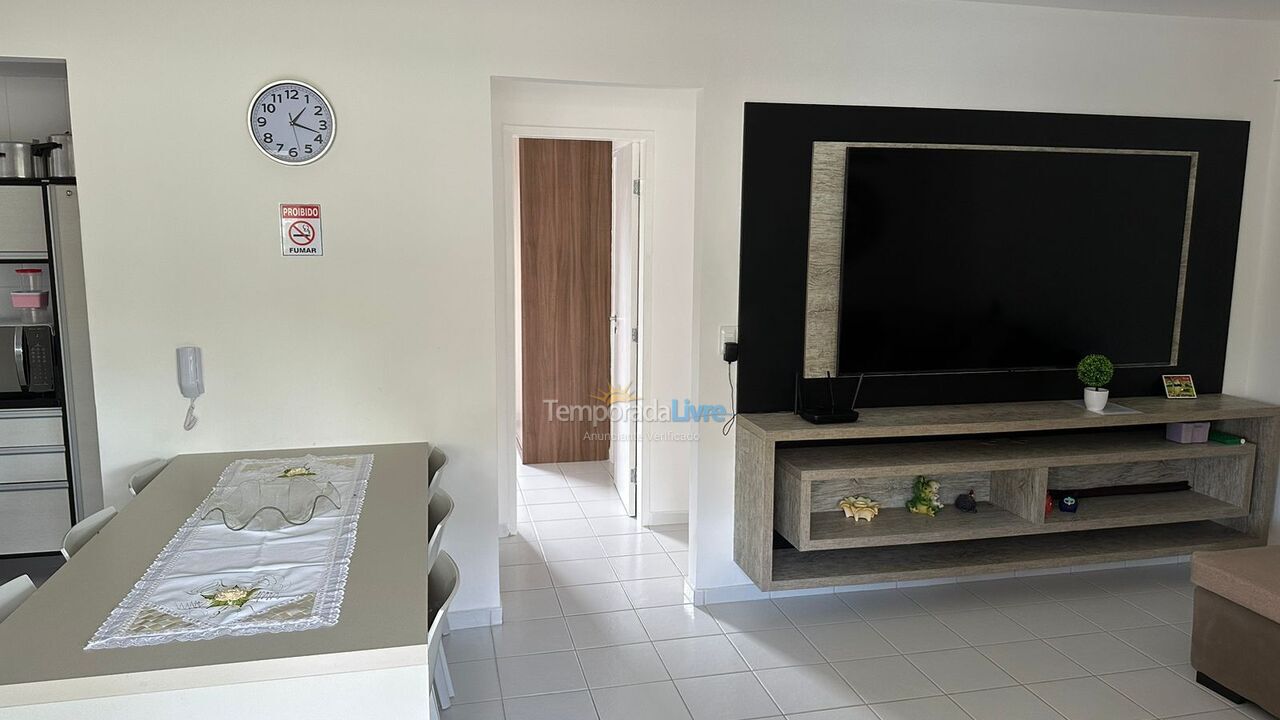 Apartamento para aluguel de temporada em Camaçari (Praia de Guarajuba)