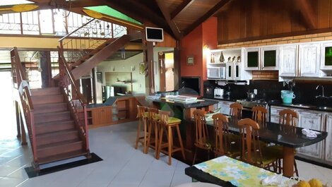 Seaside holiday home for up to 8 people in Garopaba/SC