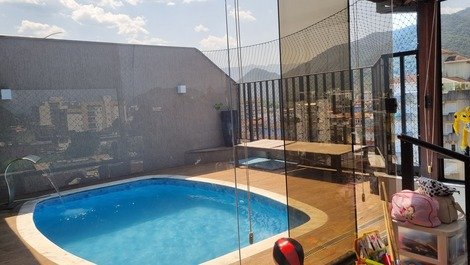 Cobertura dúplex com piscina privativa Ubatuba