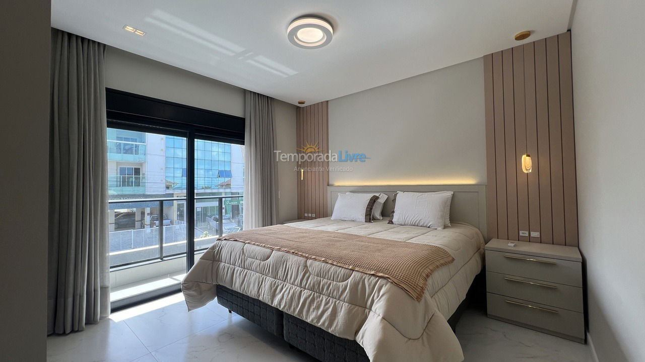 Apartamento para aluguel de temporada em Bombinhas (Canto Grande)