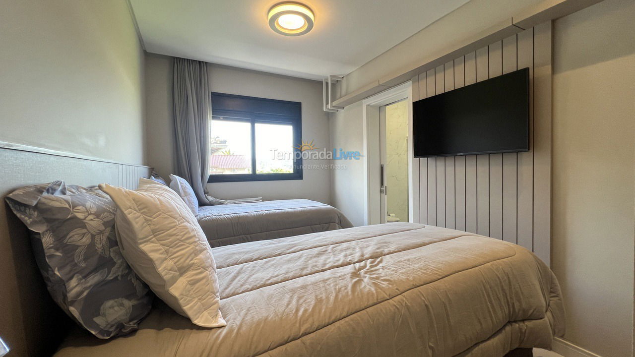 Apartamento para aluguel de temporada em Bombinhas (Canto Grande)