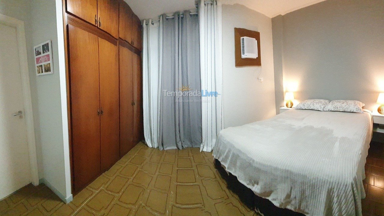 Apartamento para alquiler de vacaciones em Guarujá (Jardim Las Palmas)