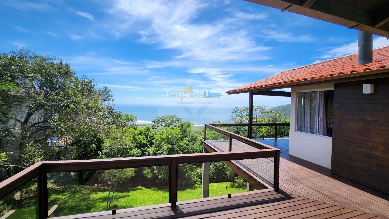 Casa para alquiler de vacaciones em Garopaba (Praia do Silveira)