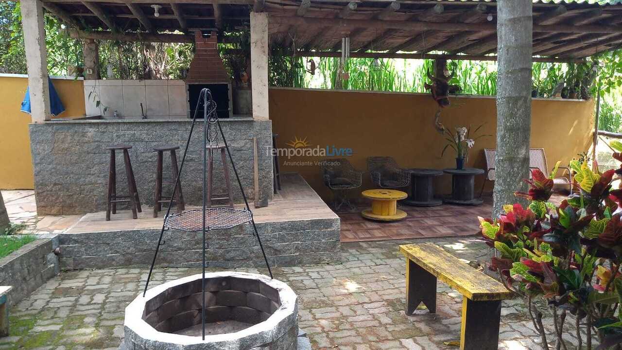 Granja para alquiler de vacaciones em Piracaia (Canedos)