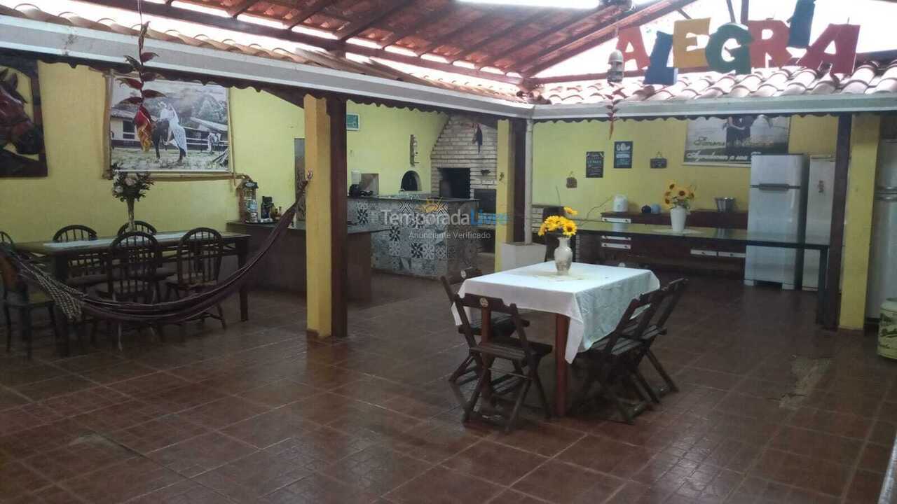 Granja para alquiler de vacaciones em Piracaia (Canedos)