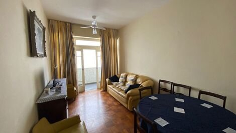 Seaside apartment with 2 bedrooms for seasonal rental in the center of Pitangueiras - Guarujá