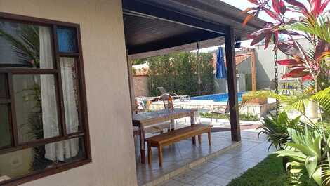 BEAUTIFUL HOUSE UP TO 10 PEOPLE POOL WIFI BARBECUE