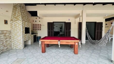 House with 05 bedrooms 100m from Canto Grande beach