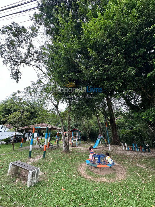 Casa para aluguel de temporada em Caraguatatuba (Massaguaçu)