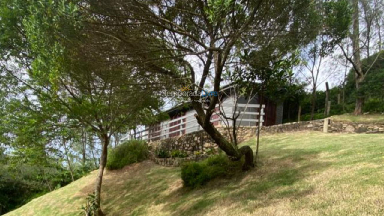 Casa para aluguel de temporada em Imbituba (Praia do Rosa)