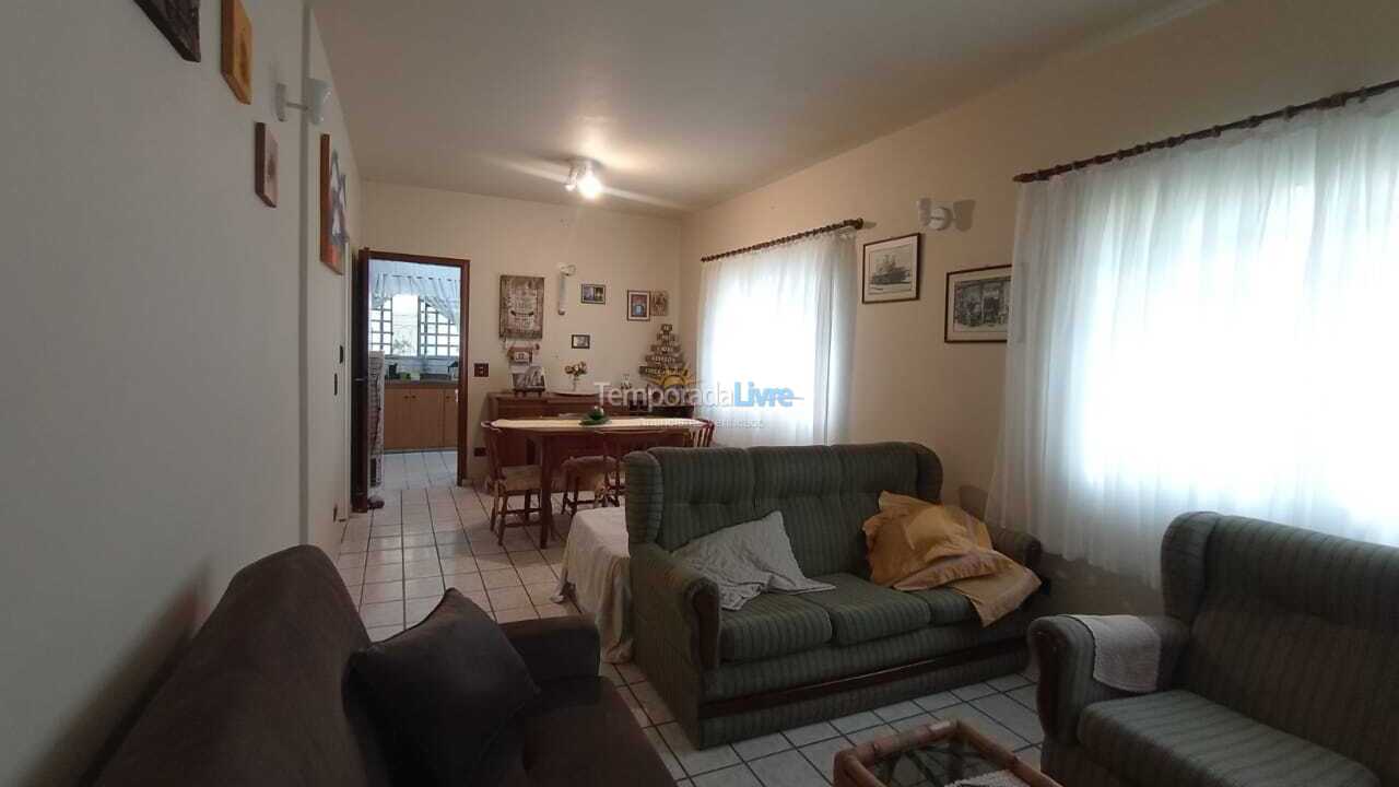 Ranch for vacation rental in São Roque (Canguera)