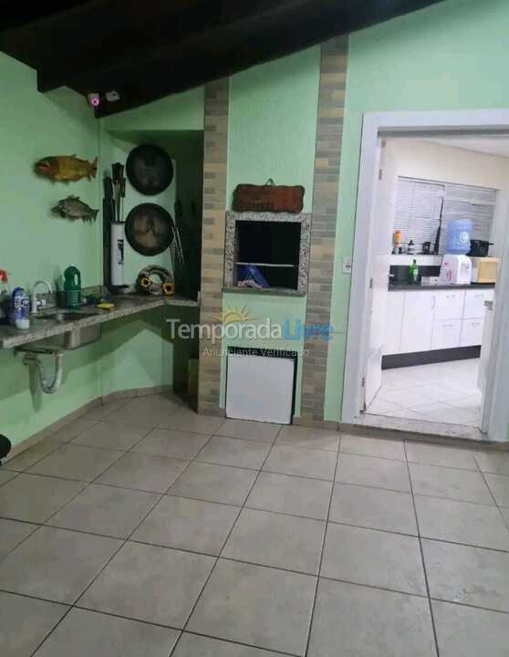 Casa para aluguel de temporada em Florianopolis (Praia dos Ingleses)