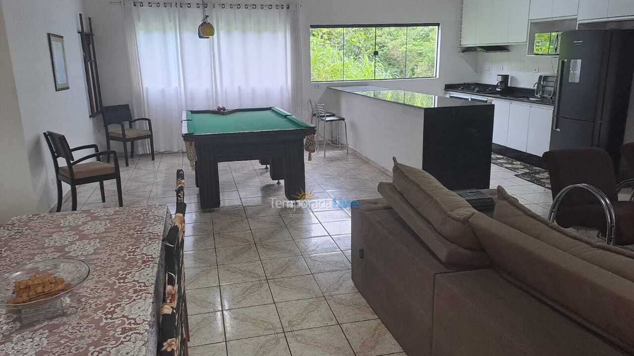 Granja para alquiler de vacaciones em Mairiporã (Terra Preta)