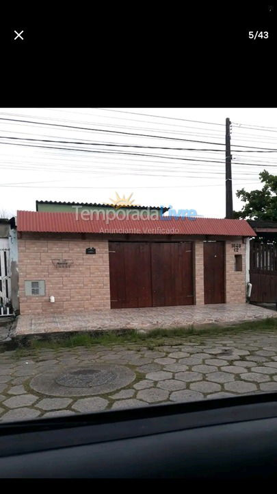 Casa para alquiler de vacaciones em Peruíbe (Centro)