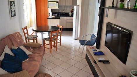 Ingleses Shopping Center apartment 50 meters from the beach.