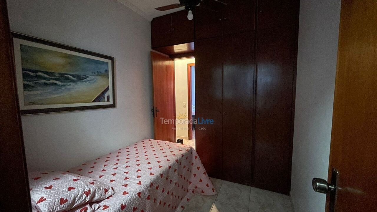 Apartment for vacation rental in Guarujá (Enseada)