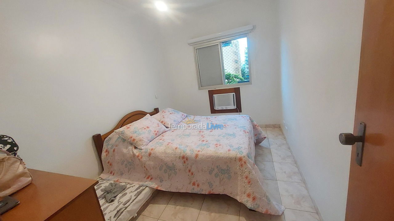 Apartment for vacation rental in Guarujá (Enseada)